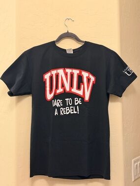 Men's Black 'Dare to Be a Rebel' Graphic Tee